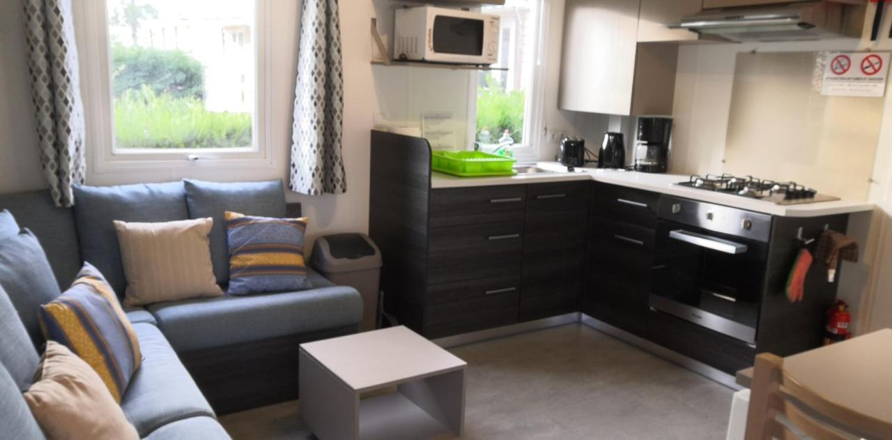 Alexi Alexandra41 Hotell Onzain Exteriör bild