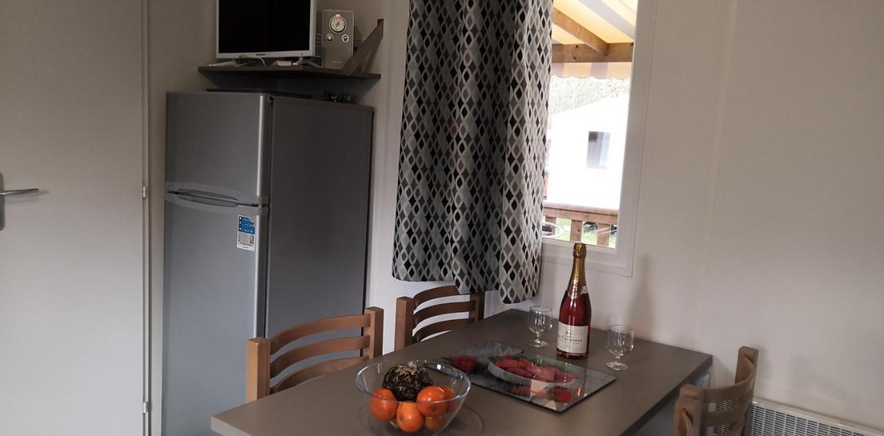 Alexi Alexandra41 Hotell Onzain Exteriör bild